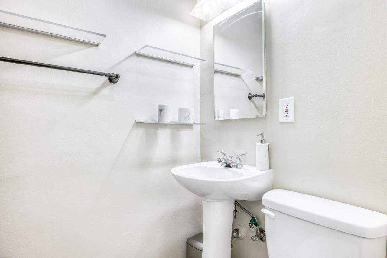 Beverly Hills 2br Nr Rodeo Dr Shops Wf Tj Bars Lax-441 Los Ángeles